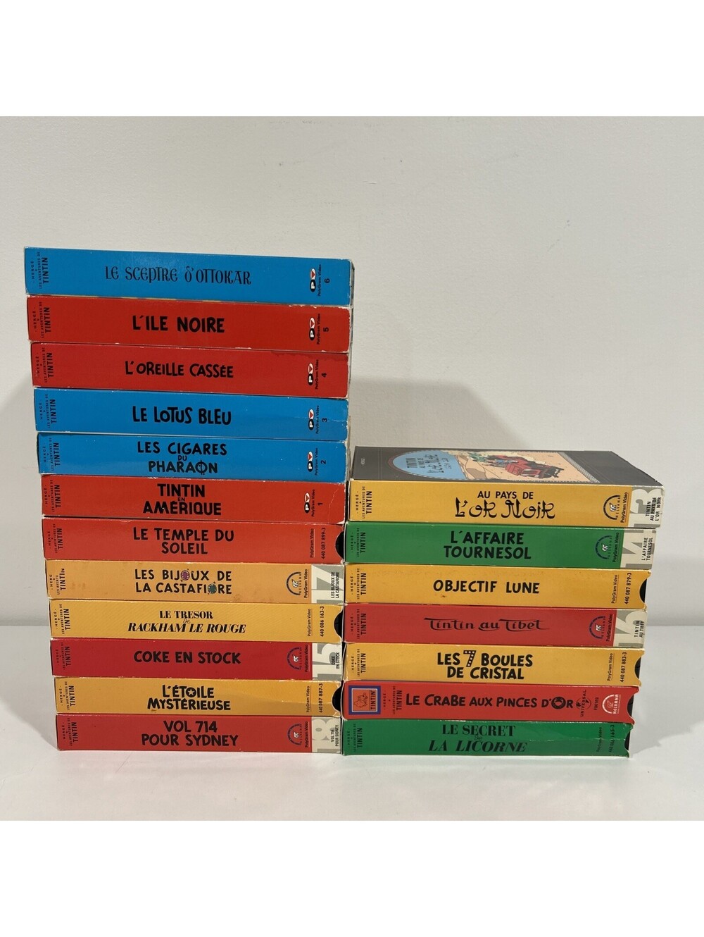 19 Tintin VHS Movies French Les Aventures de Tintin Hergé Collection